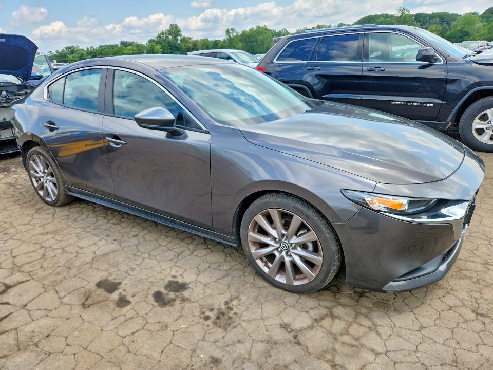 Aukcja sprzedaży 2021 Mazda 3, vin: 3MZBPBBLXMM252345, numer aukcji: 61592036