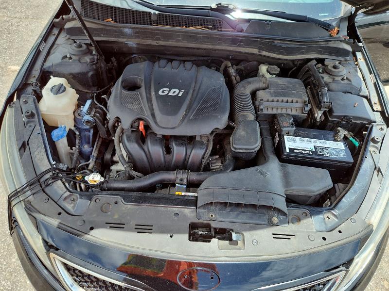 60886106 :رقم المزاد ، 5XXGM4A72FG419688 vin ، 2015 Kia Optima مزاد بيع