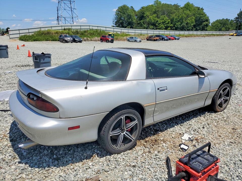62511656 :رقم المزاد ، 2G1FP22K922168178 vin ، 2002 Chev Camaro مزاد بيع