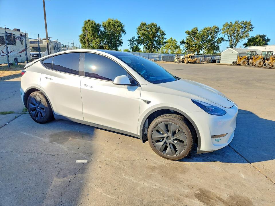 Продажа на аукционе авто 2025 Tesla Model Y, vin: 7SAYGDED4SF277419, номер лота: 61181886