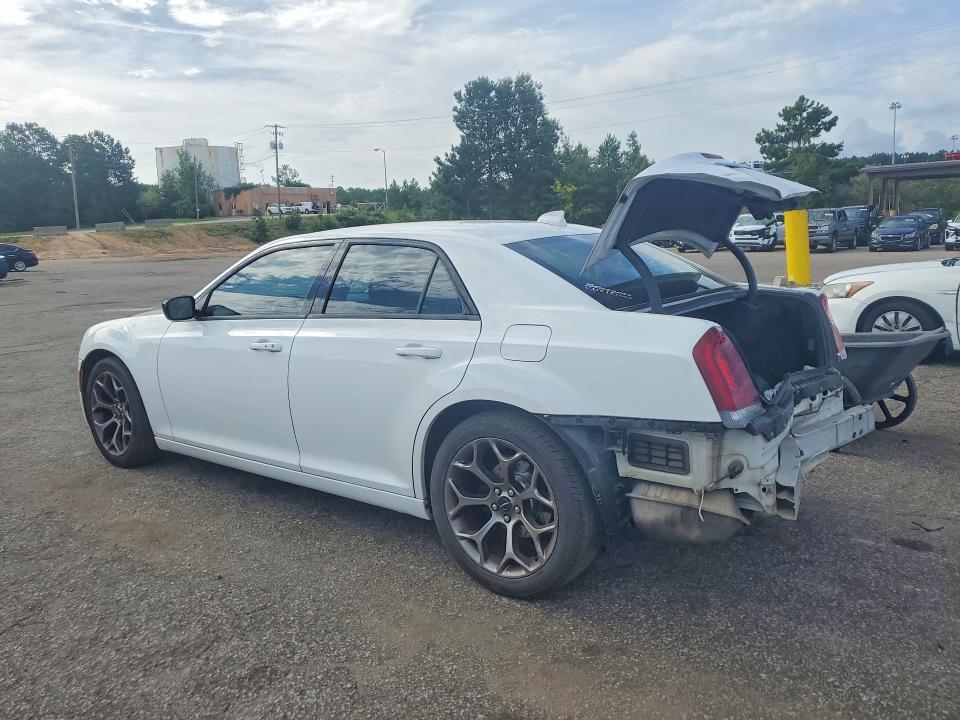 60615556 :رقم المزاد ، 2C3CCAAG3JH279063 vin ، 2018 Chrysler 300 مزاد بيع