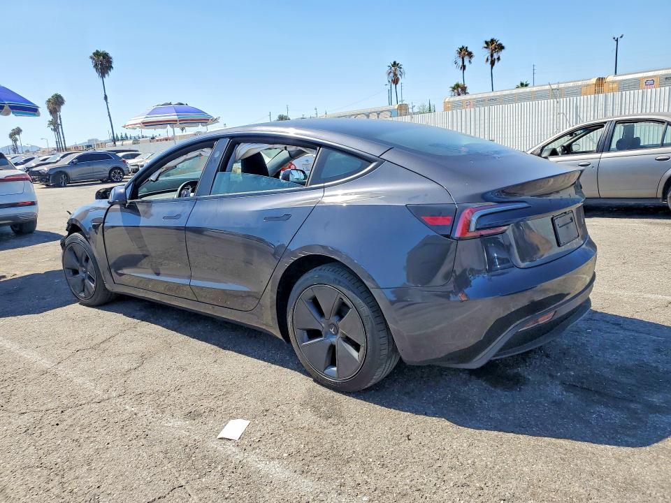 62121516 :رقم المزاد ، 5YJ3E1EB2TF145450 vin ، 2026 Tesla Model 3 مزاد بيع