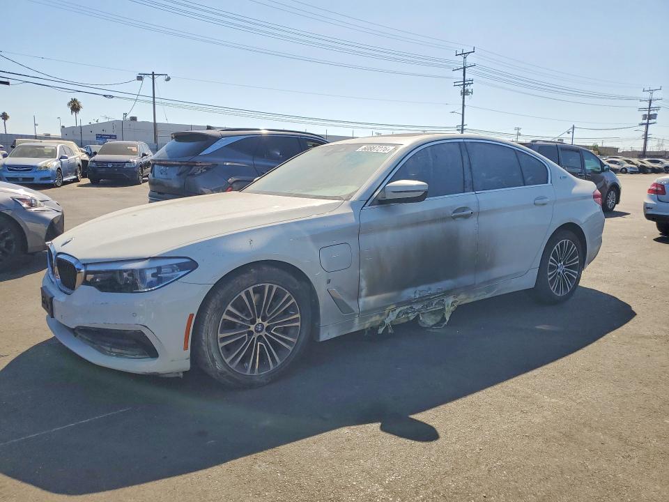 60887276 :رقم المزاد ، WBAJA9C51KB399390 vin ، 2019 Bmw 530e مزاد بيع