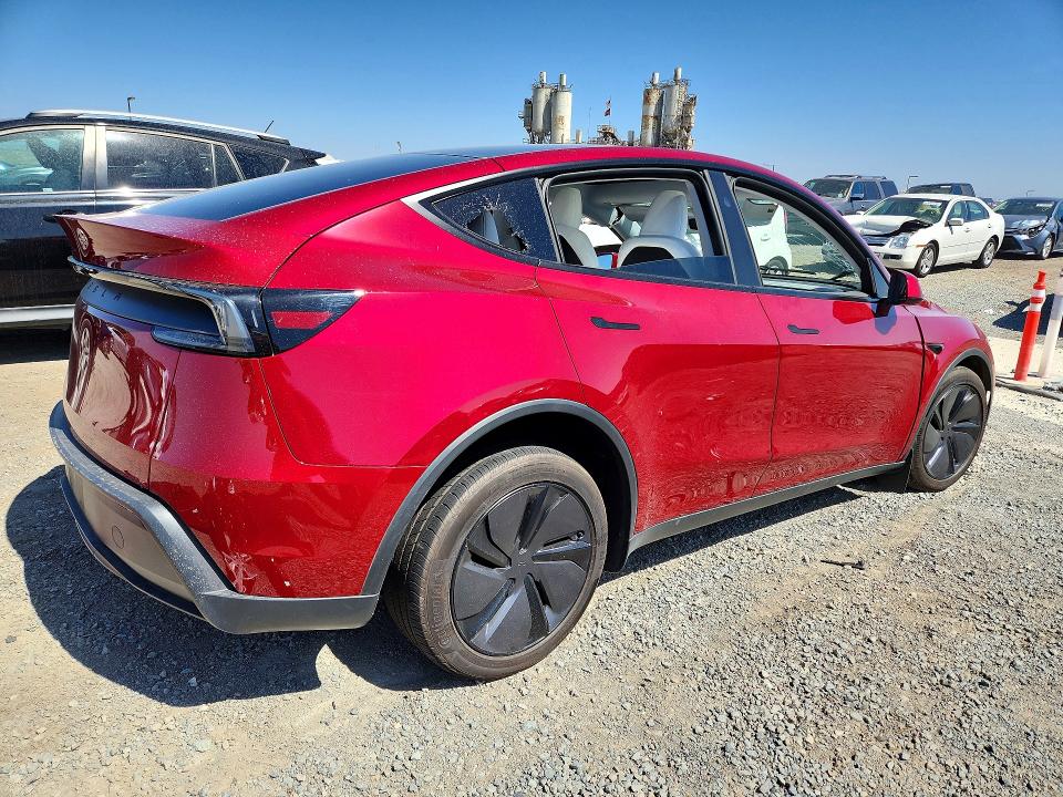 62876456 :رقم المزاد ، 7SAYGDED4TF411461 vin ، 2026 Tesla Model Y مزاد بيع