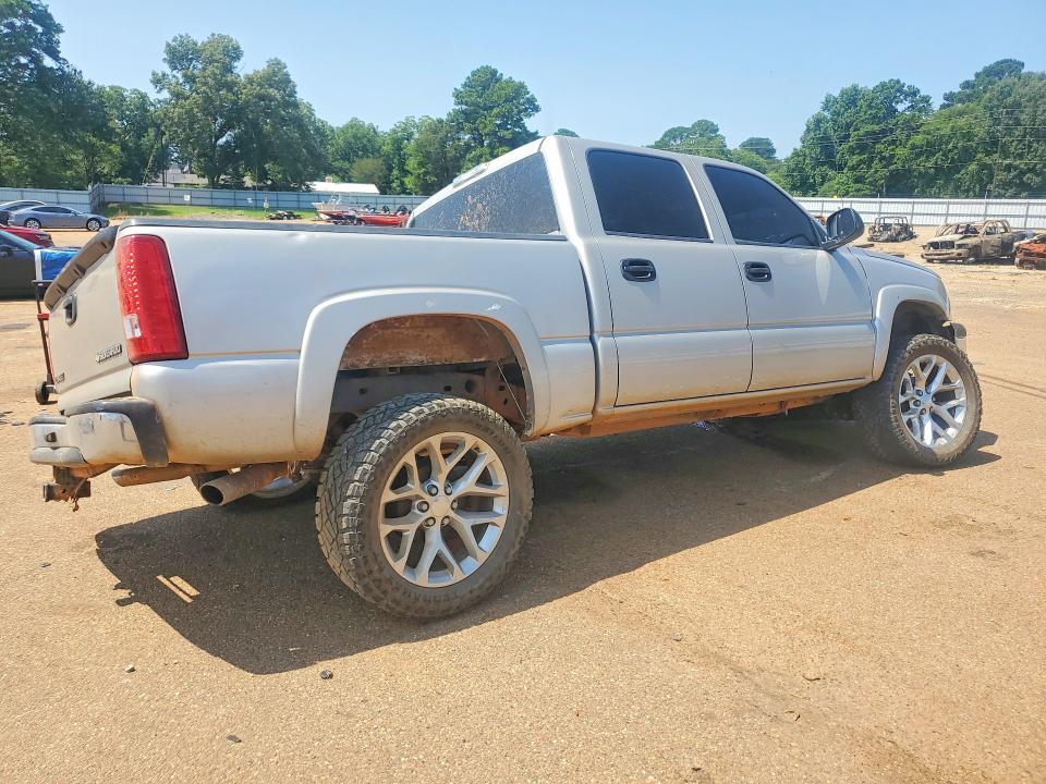 Продажа на аукционе авто 2005 Chevrolet Silverado, vin: 2GCEK13T551342373, номер лота: 62157126