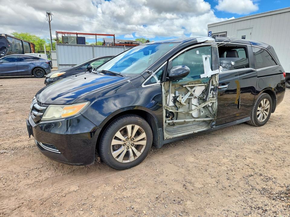 60699926 :رقم المزاد ، 5FNRL5H65FB127566 vin ، 2015 Honda Odyssey مزاد بيع
