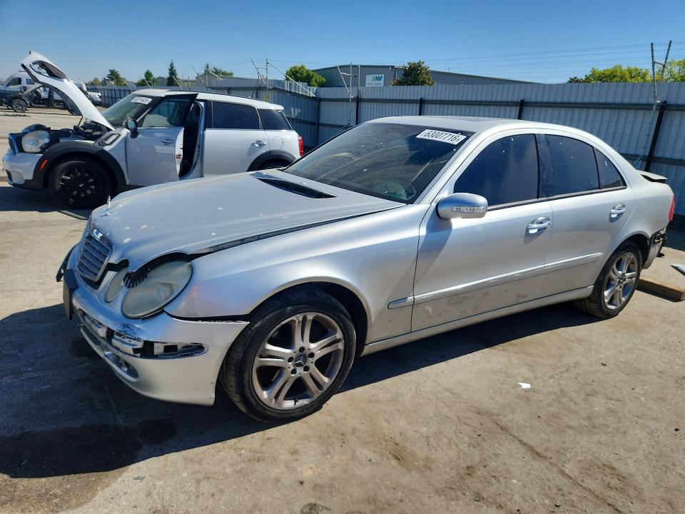 Продажа на аукционе авто 2006 Mercedes-benz E, vin: WDBUF87J46X205493, номер лота: 63007716
