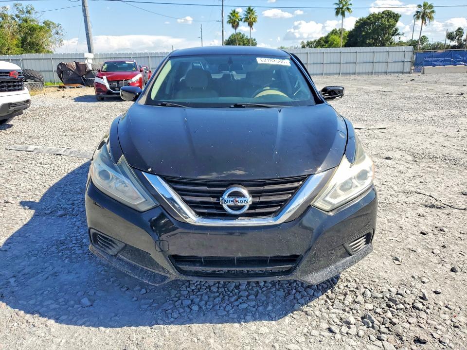 Продажа на аукционе авто 2017 Nissan Altima, vin: 1N4AL3AP0HN308881, номер лота: 62102506