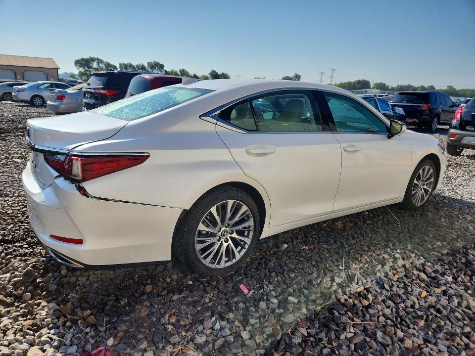 Продажа на аукционе авто 2019 Lexus Es, vin: 58ABZ1B10KU023515, номер лота: 61044726