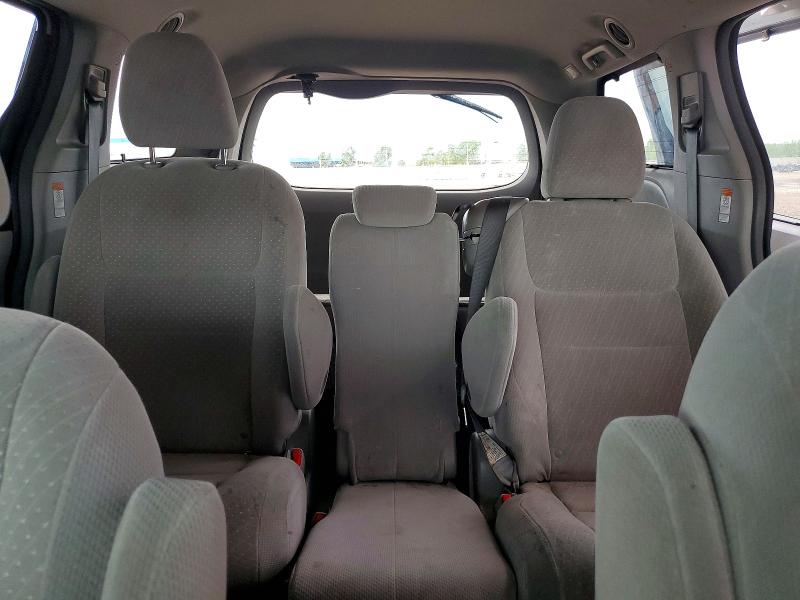 Продажа на аукционе авто 2018 Toyota Sienna, vin: 5TDKZ3DC1JS957398, номер лота: 61741586