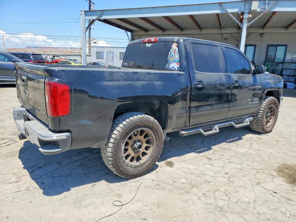 61067906 :رقم المزاد ، 3GCPCREC3HG120329 vin ، 2017 Chevrolet Silverado مزاد بيع