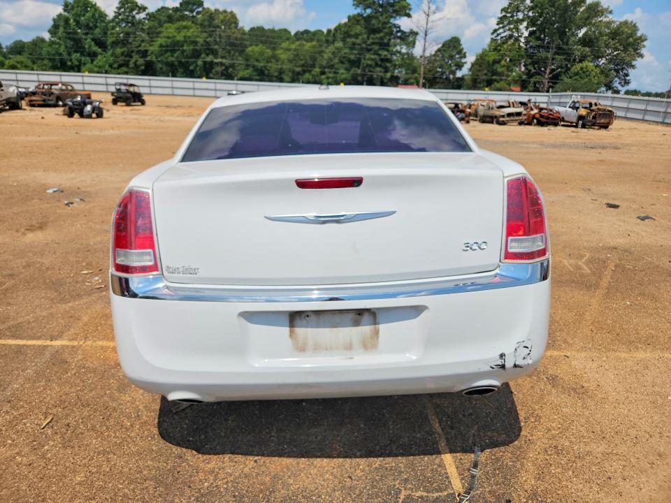 Продажа на аукционе авто 2014 Chrysler 300, vin: 2C3CCAAG0EH200700, номер лота: 95587845