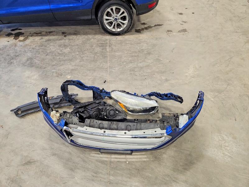 2017 Ford Escape მანქანა იყიდება აუქციონზე, vin: 1FMCU0GD0HUE92586, აუქციონის ნომერი: 62866486