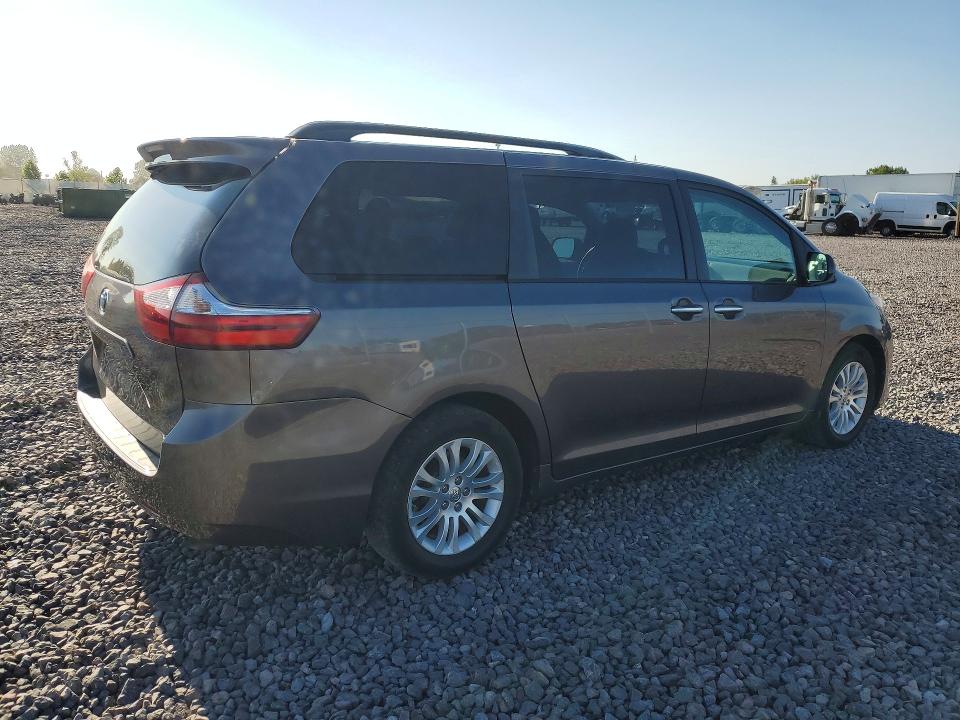 Продаж на аукціоні авто 2015 Toyota Sienna, vin: 5TDYK3DC3FS687323, номер лоту: 62014426