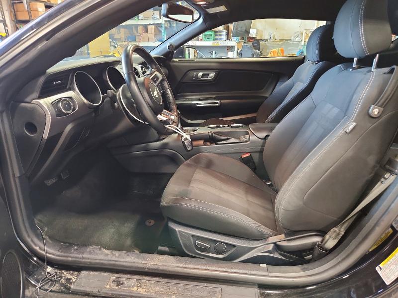 85979455 :رقم المزاد ، 1FA6P8TH9J5168767 vin ، 2018 Ford Mustang مزاد بيع
