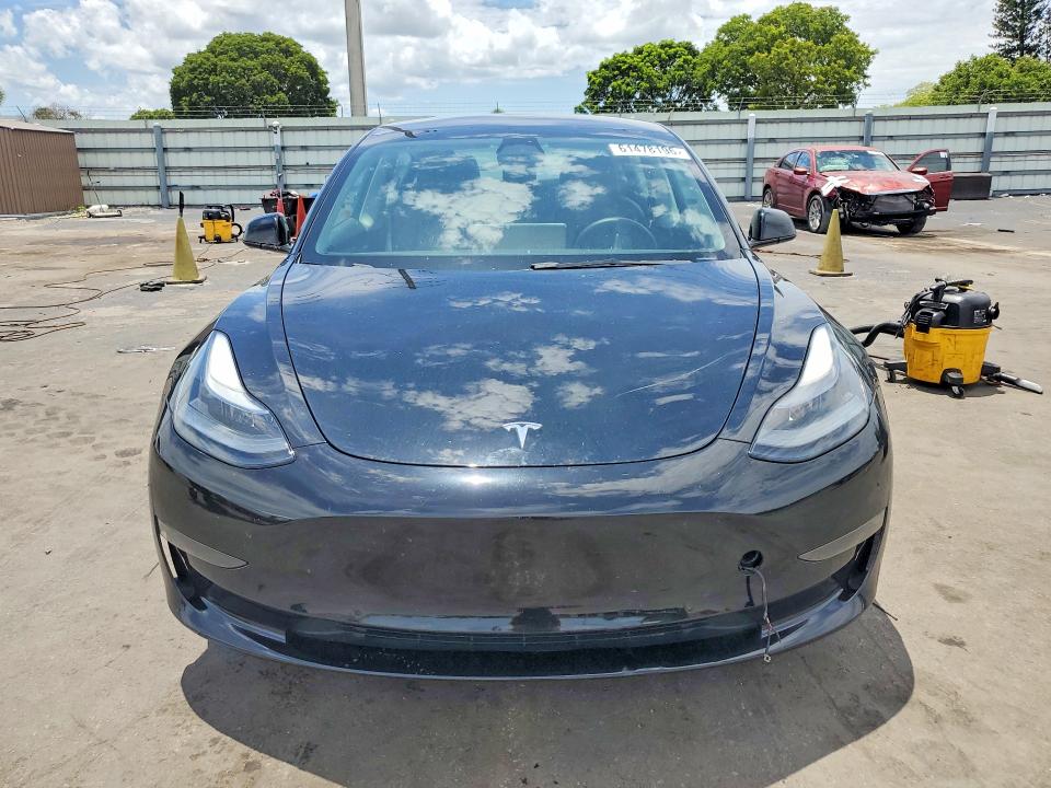 Продажа на аукционе авто 2022 Tesla Model 3, vin: 5YJ3E1EA7NF371672, номер лота: 61478196