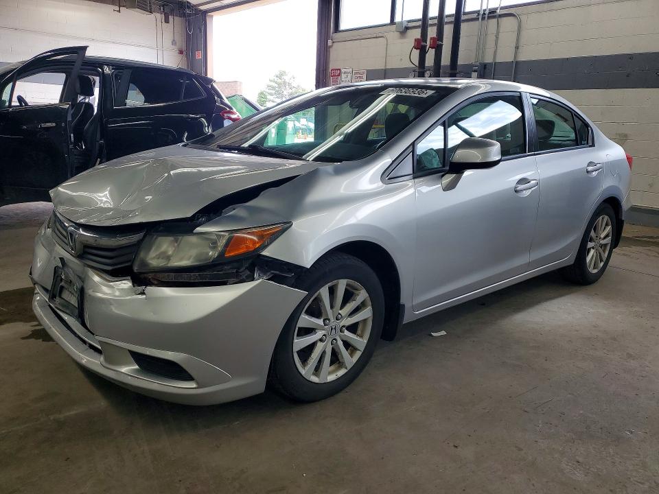 2012 Honda Civic მანქანა იყიდება აუქციონზე, vin: 2HGFB2F81CH519752, აუქციონის ნომერი: 60636936