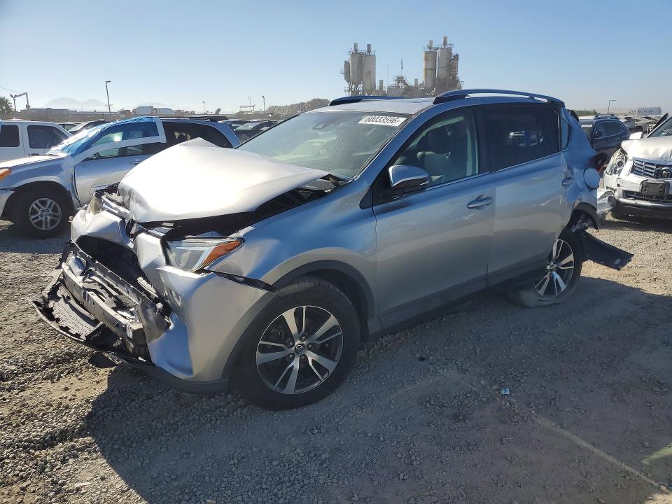 Продажа на аукционе авто 2018 Toyota Rav4, vin: JTMWFREV8JJ187677, номер лота: 60033596