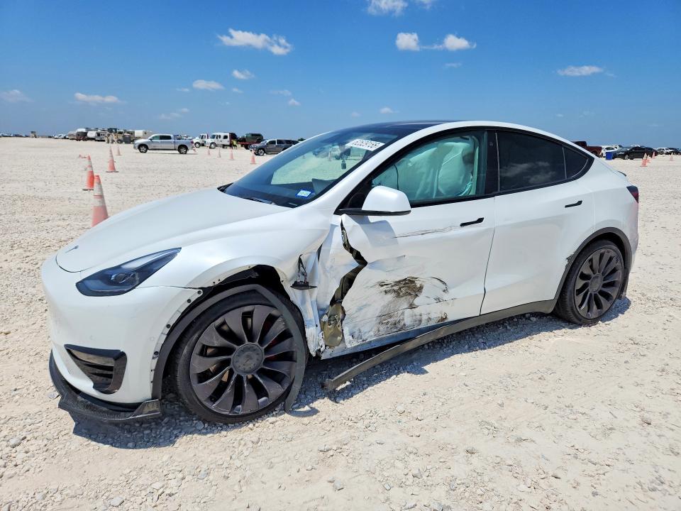 Продажа на аукционе авто 2022 Tesla Model Y, vin: 7SAYGDEF4NF315513, номер лота: 62529156