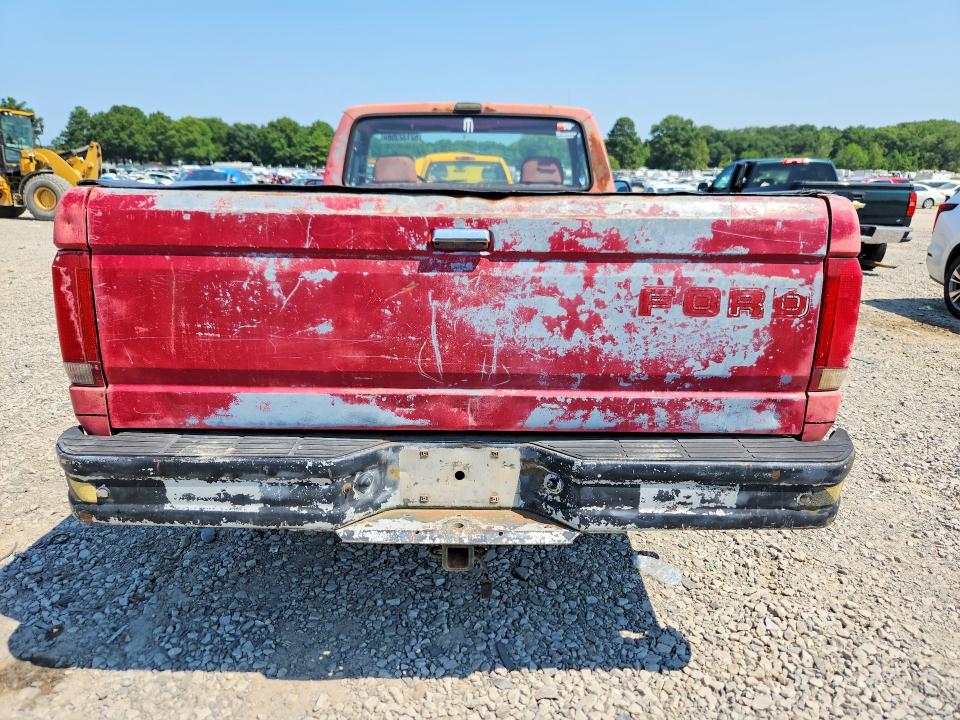 62132356 :رقم المزاد ، 1FTDF15Y2NPB12849 vin ، 1992 Ford F150 مزاد بيع