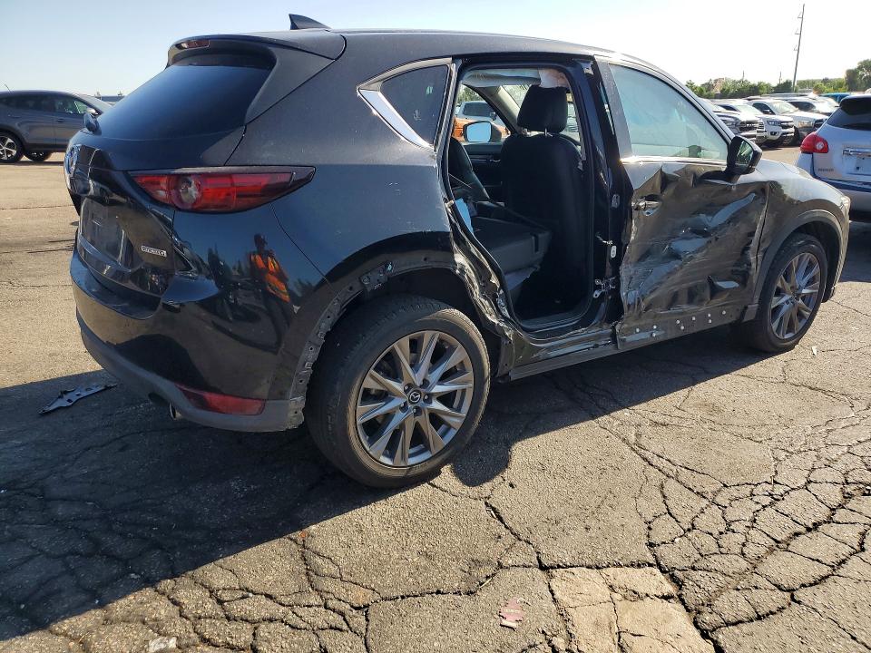 Продажа на аукционе авто 2021 Mazda Cx-5, vin: JM3KFBDMXM1310082, номер лота: 61734116
