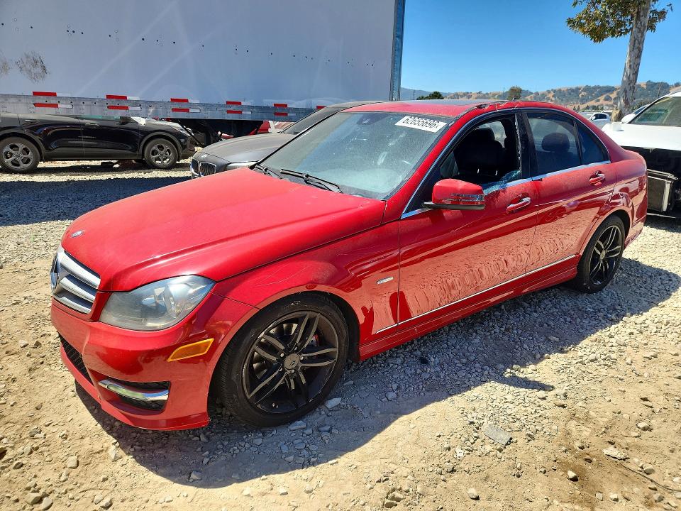Продажа на аукционе авто 2012 Mercedes-benz C, vin: WDDGF4HB7CR203418, номер лота: 62655696