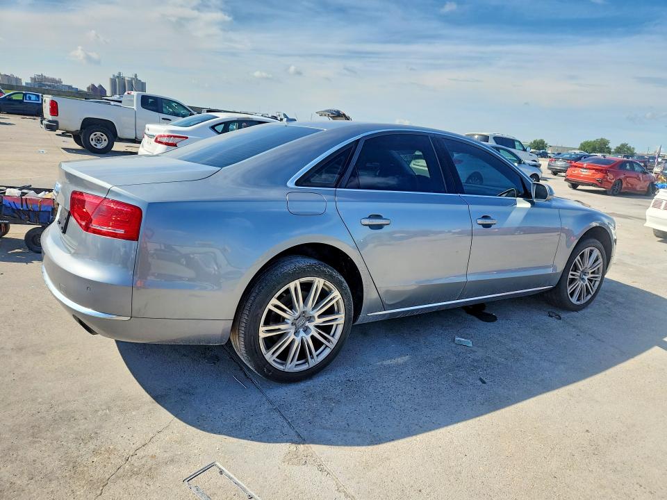 2013 Audi A8 მანქანა იყიდება აუქციონზე, vin: WAUAGAFD7DN030439, აუქციონის ნომერი: 59403376