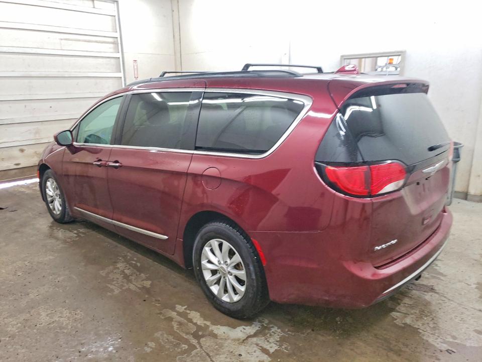 59283196 :رقم المزاد ، 2C4RC1BG2HR720092 vin ، 2017 Chrysler Pacifica مزاد بيع