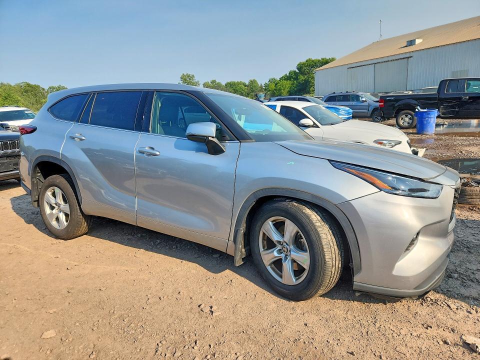 Aukcja sprzedaży 2022 Toyota Highlander, vin: 5TDBZRBH8NS183643, numer aukcji: 61200536