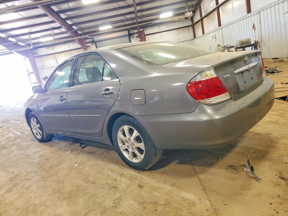 2005 Toyota Camry მანქანა იყიდება აუქციონზე, vin: 4T1BF30K25U618829, აუქციონის ნომერი: 61633456