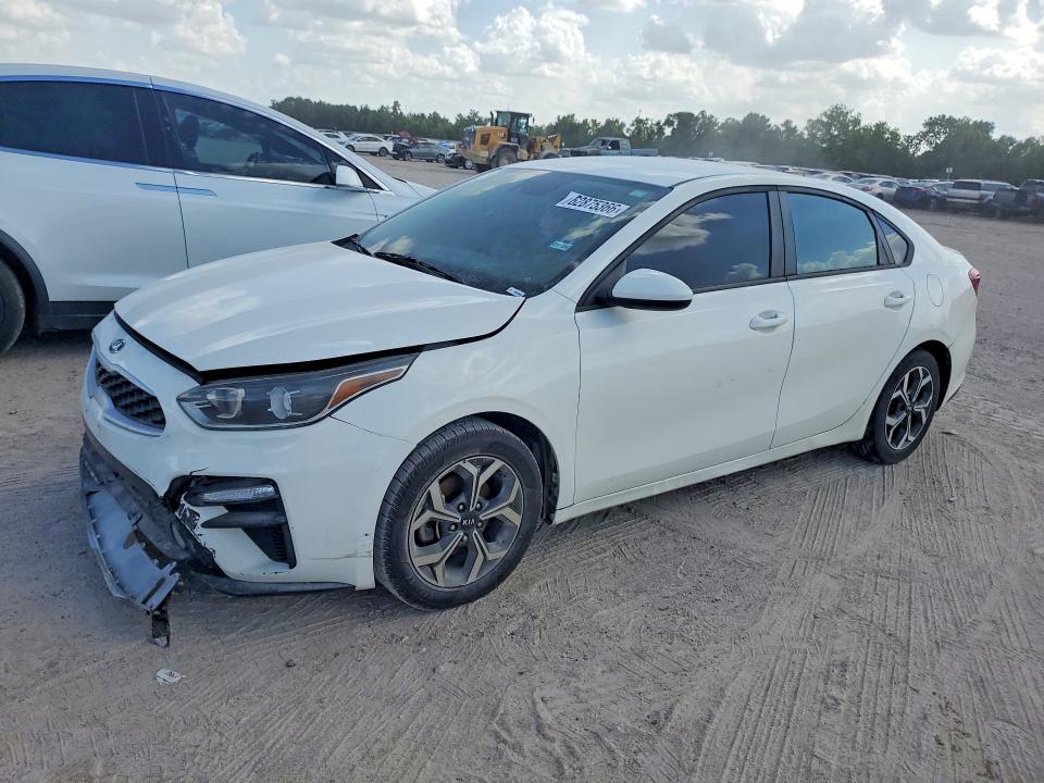 2021 Kia Forte მანქანა იყიდება აუქციონზე, vin: 3KPF24AD4ME288244, აუქციონის ნომერი: 62875366
