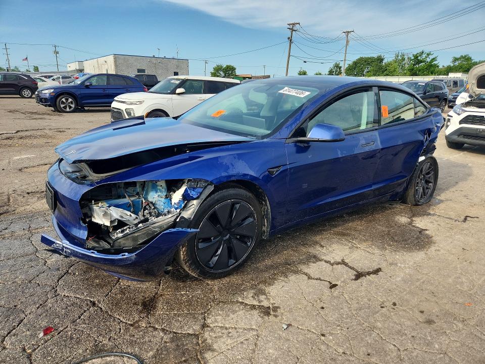 2025 Tesla Model 3 მანქანა იყიდება აუქციონზე, vin: 5YJ3E1EAXSF038068, აუქციონის ნომერი: 61477406