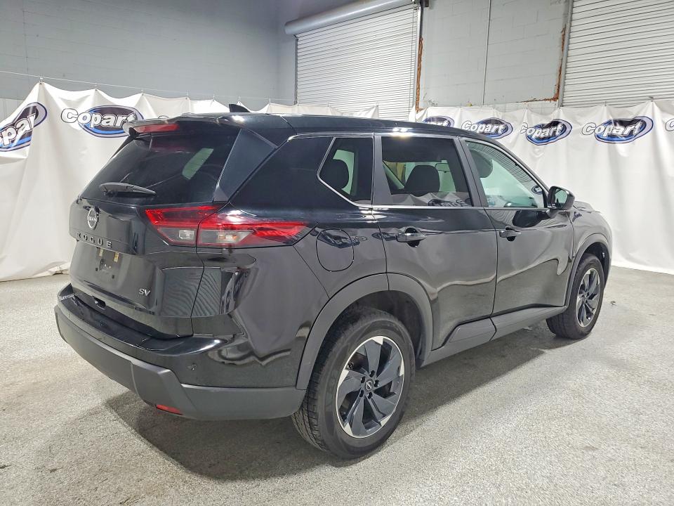 60609216 :رقم المزاد ، 5N1BT3BA8RC691101 vin ، 2024 Nissan Rogue مزاد بيع