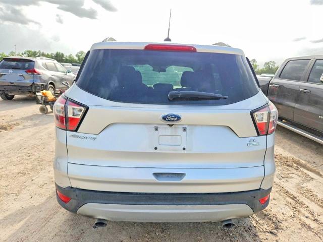 61682906 :رقم المزاد ، 1FMCU0GD2JUB29289 vin ، 2018 Ford Escape مزاد بيع