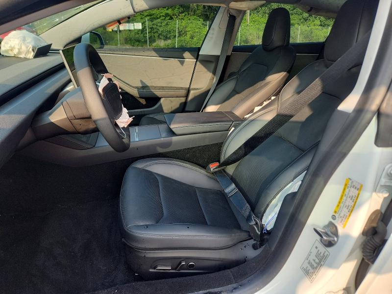 61310606 :رقم المزاد ، 5YJ3E1EA5SF980397 vin ، 2025 Tesla Model 3 مزاد بيع
