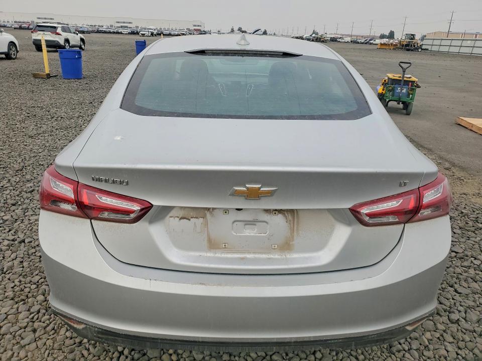 Продаж на аукціоні авто 2022 Chevrolet Malibu, vin: 1G1ZD5ST0NF105103, номер лоту: 62101036