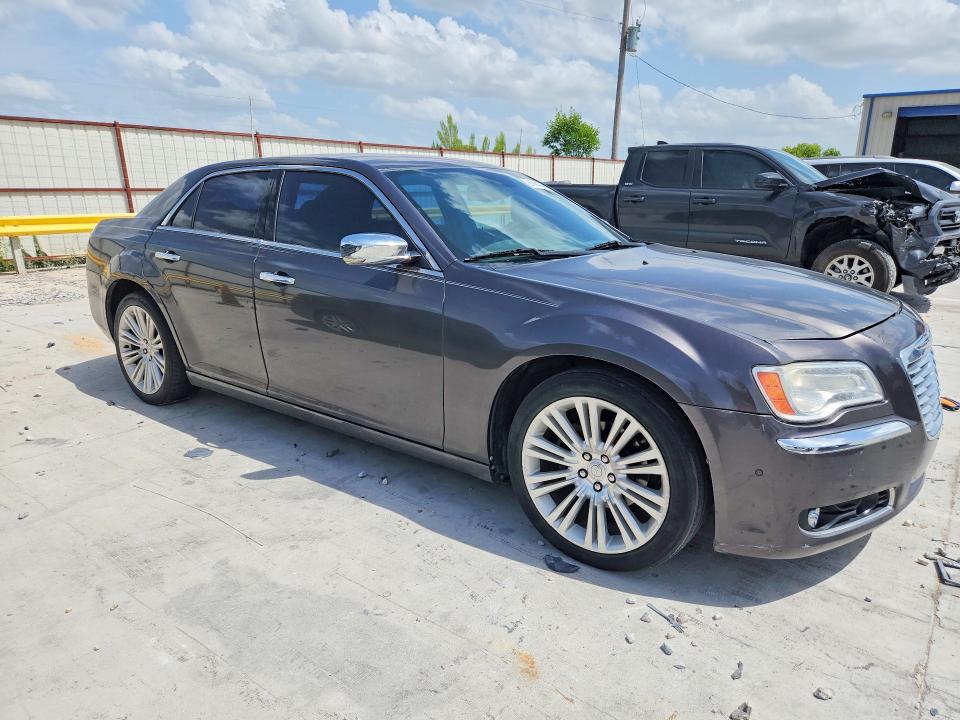 61864746 :رقم المزاد ، 2C3CCAEGXEH183768 vin ، 2014 Chrysler 300c مزاد بيع