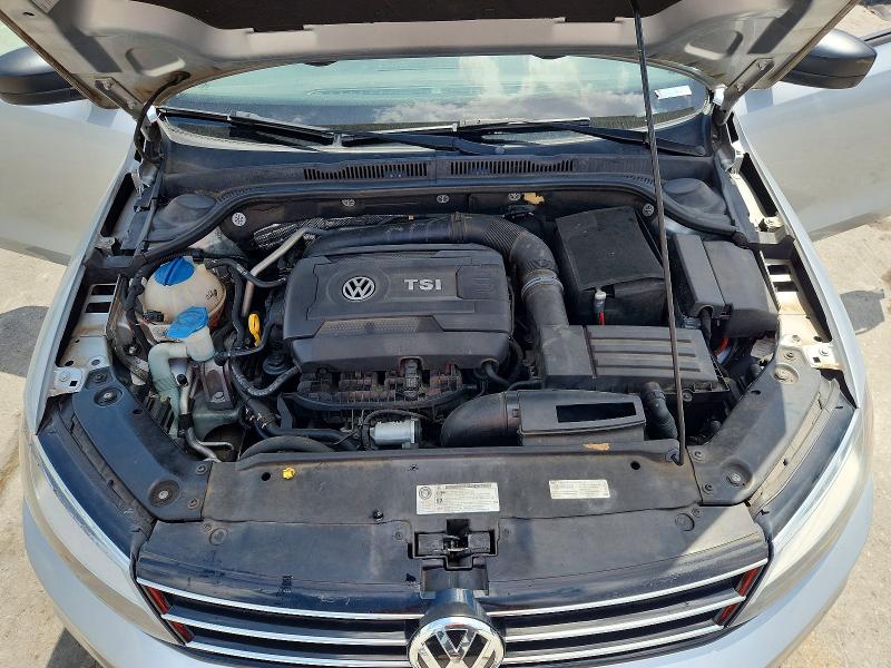 Продажа на аукционе авто 2015 Volkswagen Jetta, vin: 3VWD17AJXFM231635, номер лота: 61572736