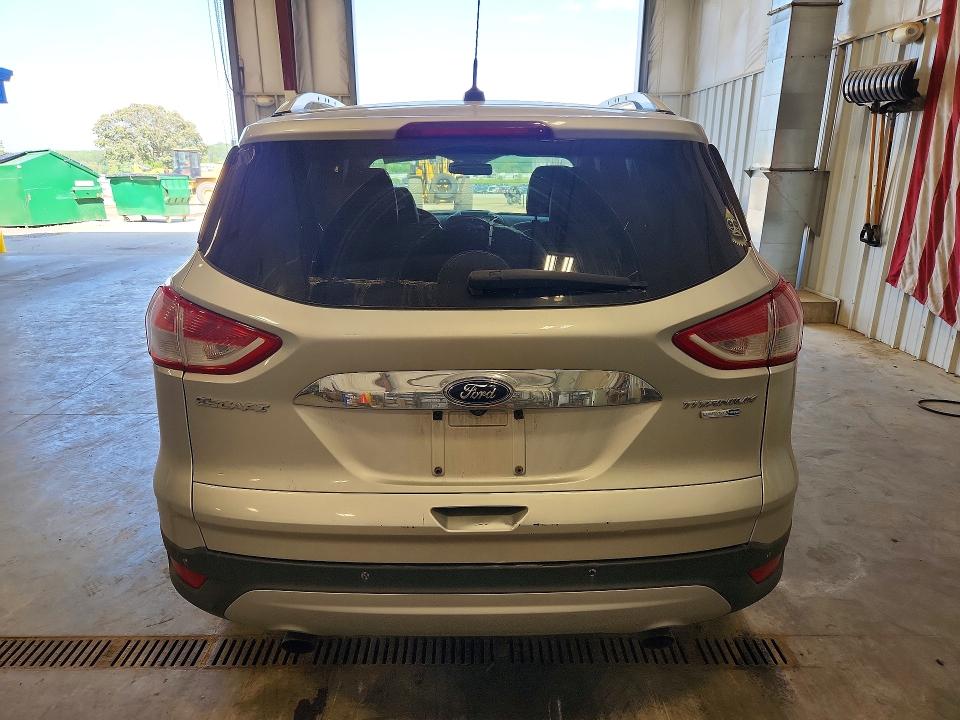2014 Ford Escape მანქანა იყიდება აუქციონზე, vin: 1FMCU9JX4EUD58358, აუქციონის ნომერი: 61498926