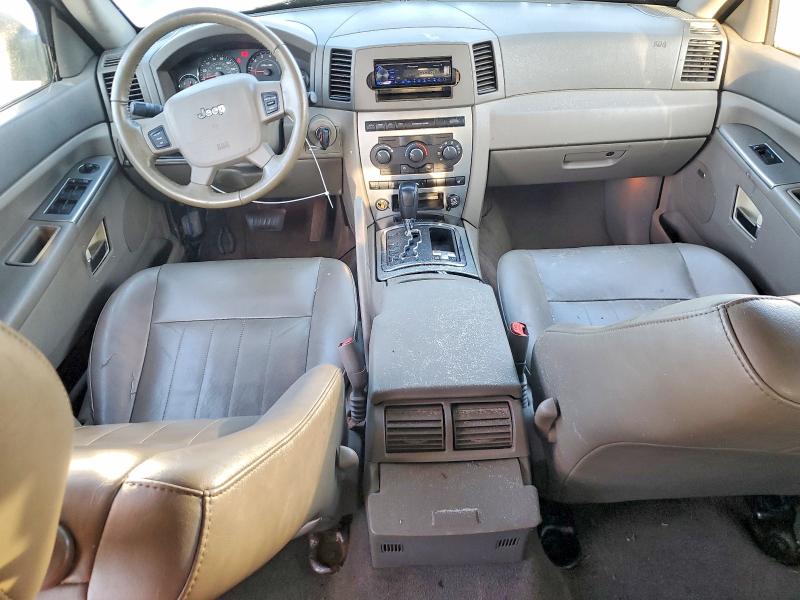 2005 Jeep Grand Cherokee მანქანა იყიდება აუქციონზე, vin: 1J4HR48N75C702767, აუქციონის ნომერი: 61663826