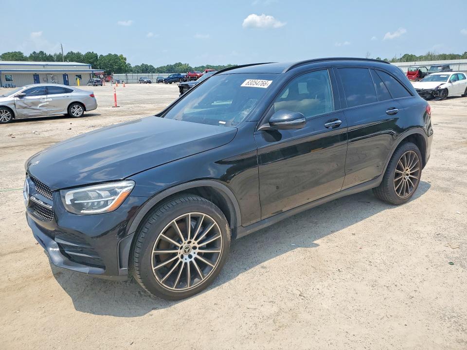 63054766 :رقم المزاد ، W1N0G8DB5MV296334 vin ، 2021 Mercedes-benz Glc مزاد بيع