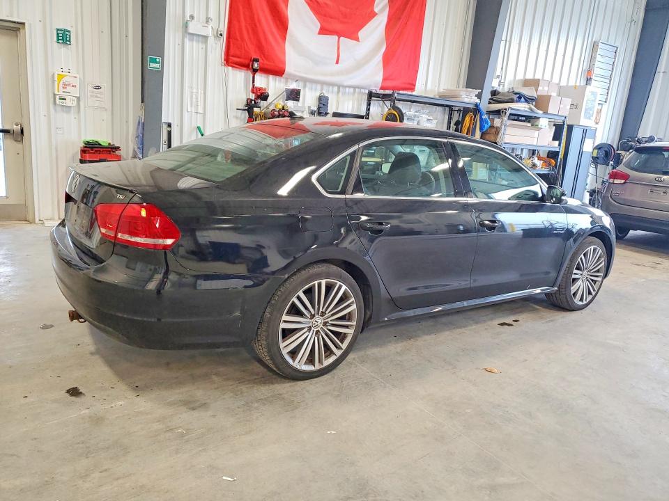 Продажа на аукционе авто 2015 Volkswagen Passat, vin: 1VWBS7A34FC052577, номер лота: 60451826