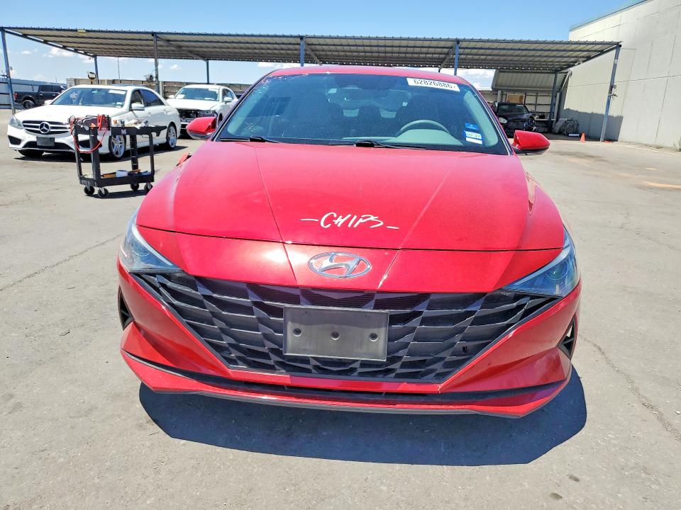 62826886 :رقم المزاد ، 5NPLM4AG0NH081418 vin ، 2022 Hyundai Elantra مزاد بيع