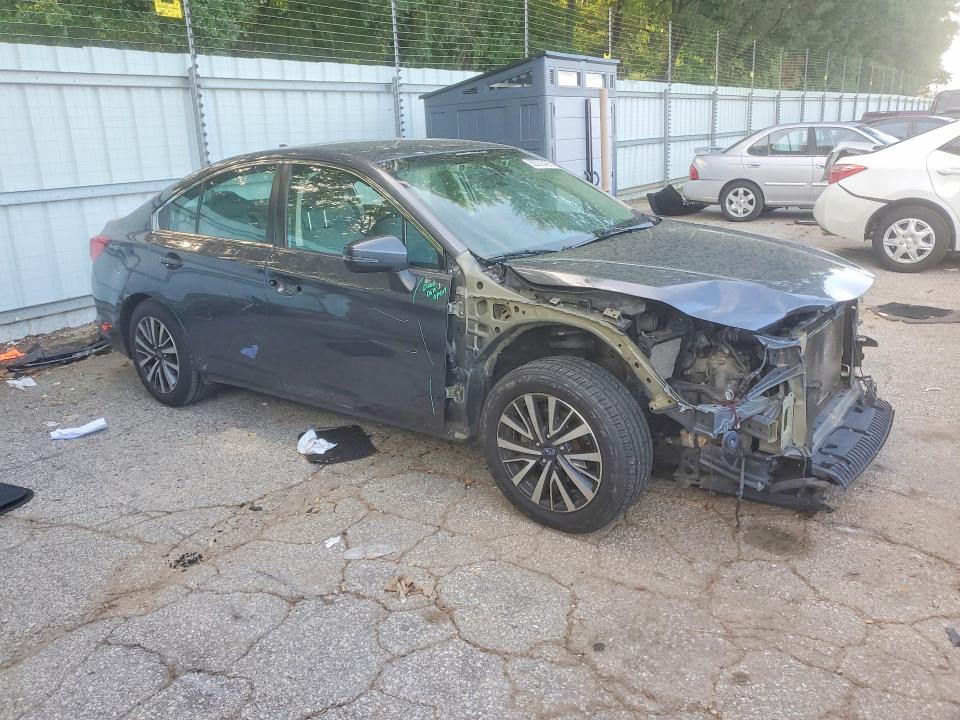 62023466 :رقم المزاد ، 4S3BNAF69J3014216 vin ، 2018 Subaru Legacy مزاد بيع