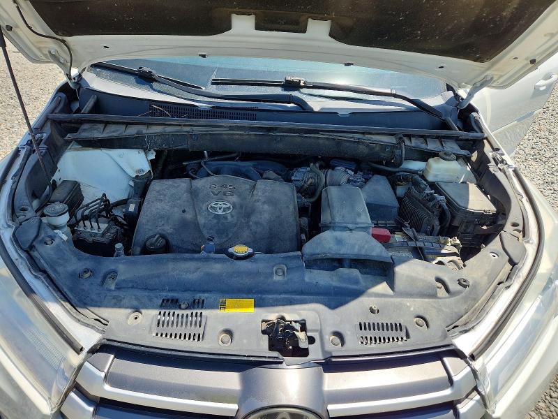 60994946 :رقم المزاد ، 5TDBZRFH6HS437798 vin ، 2017 Toyota Highlander مزاد بيع