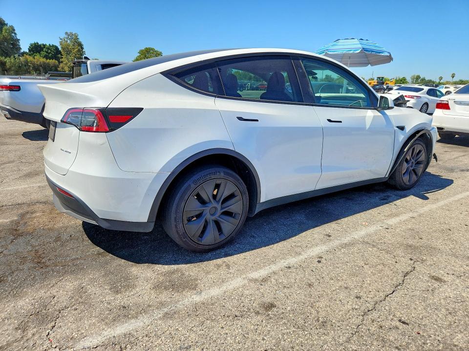 61278576 :رقم المزاد ، 7SAYGDEE6RF194870 vin ، 2024 Tesla Model Y مزاد بيع