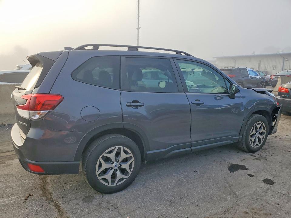 2022 Subaru Forester მანქანა იყიდება აუქციონზე, vin: JF2SKADC4NH444361, აუქციონის ნომერი: 61634726