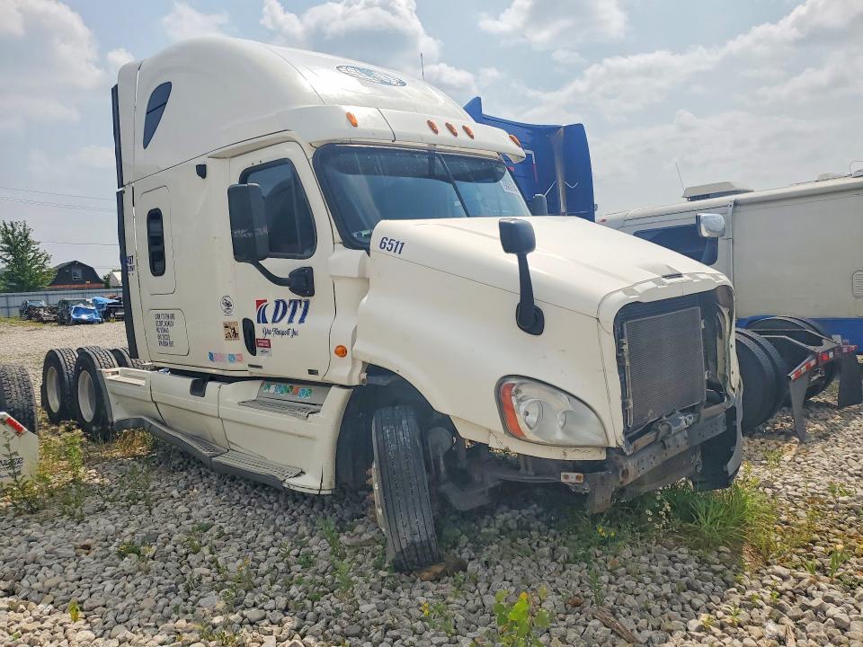 66166516 :رقم المزاد ، 1FUJGLDRXBSAV6511 vin ، 2011 Freightliner Cascadia 1 مزاد بيع