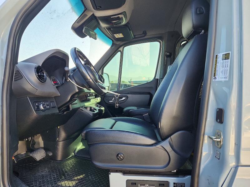 63584286 :رقم المزاد ، W1Z40FHY4NT085453 vin ، 2022 Mercedes-benz Sprinter مزاد بيع