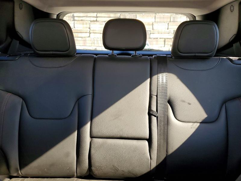 Продажа на аукционе авто 2018 Jeep Renegade, vin: ZACCJBCBXJPH93015, номер лота: 63113526
